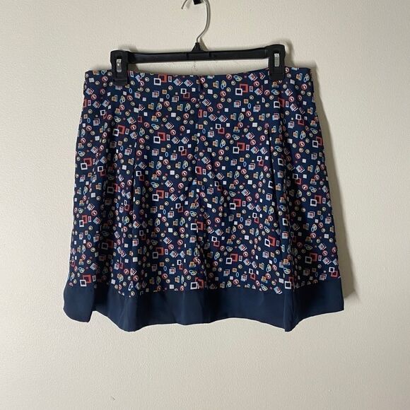 Size M mini skirt - Picture 3 of 4
